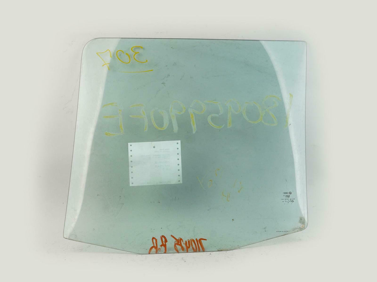 1993 - 1999 Volkswagen Jetta 4dr Door Window Glass Rear Passenger 1HM845206 OEM