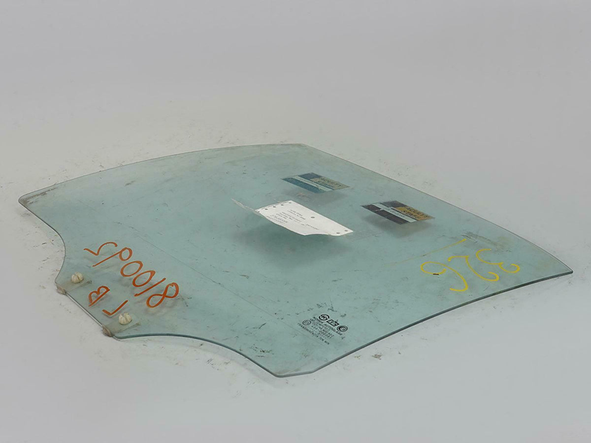 2000 - 2005 Hyundai Accent Door Window Glass Moveable Rear Driver 8341025010 OEM