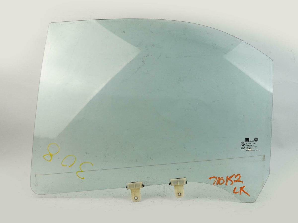 1996 - 2000 Hyundai Elantra Sedan Window Glass Door Rear Driver 8341029020 OEM