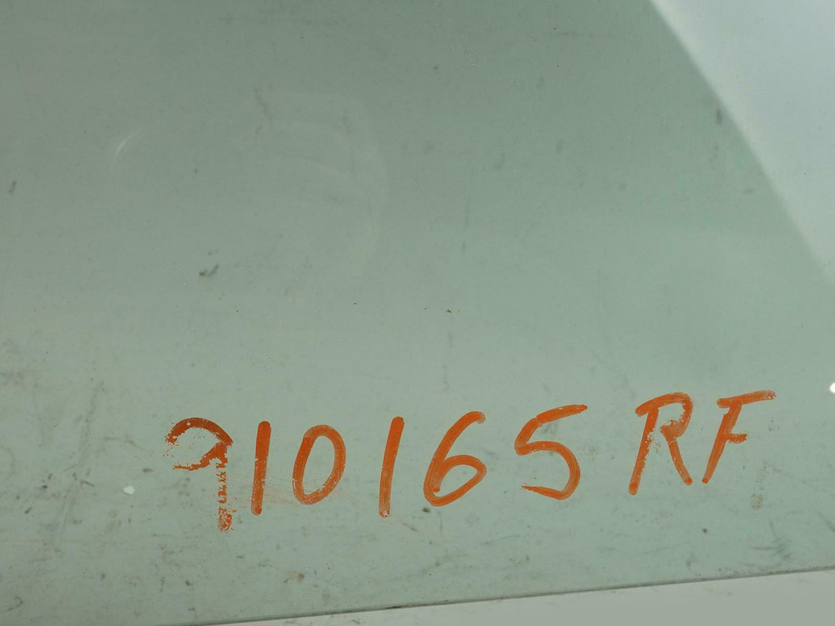 1986-1989 Oldsmobile Ciera 4Dr Door Window Glass Front Passenger 20643722 OEM