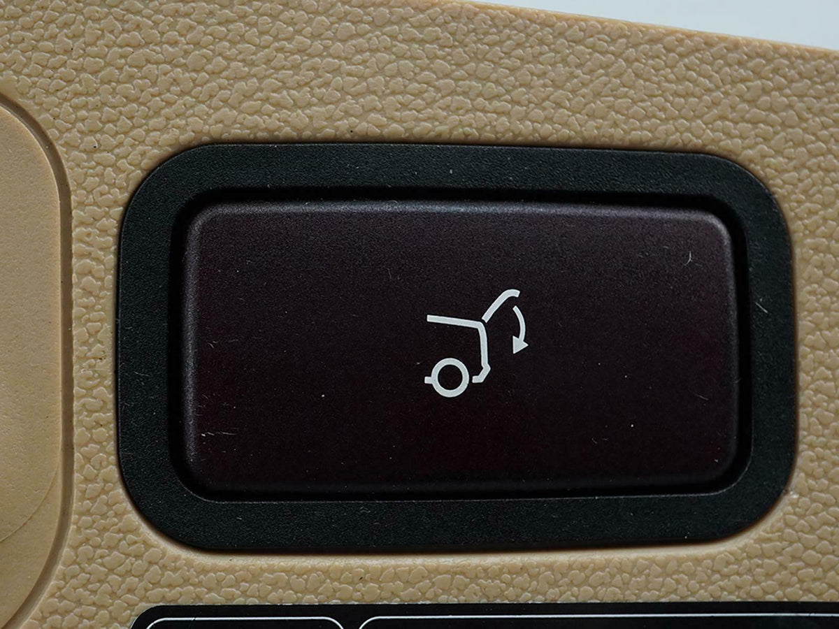 2007 - 2009 Mercedes Benz Gl Class X164 Cover Trim Trunk Tailgate Handle Hatch