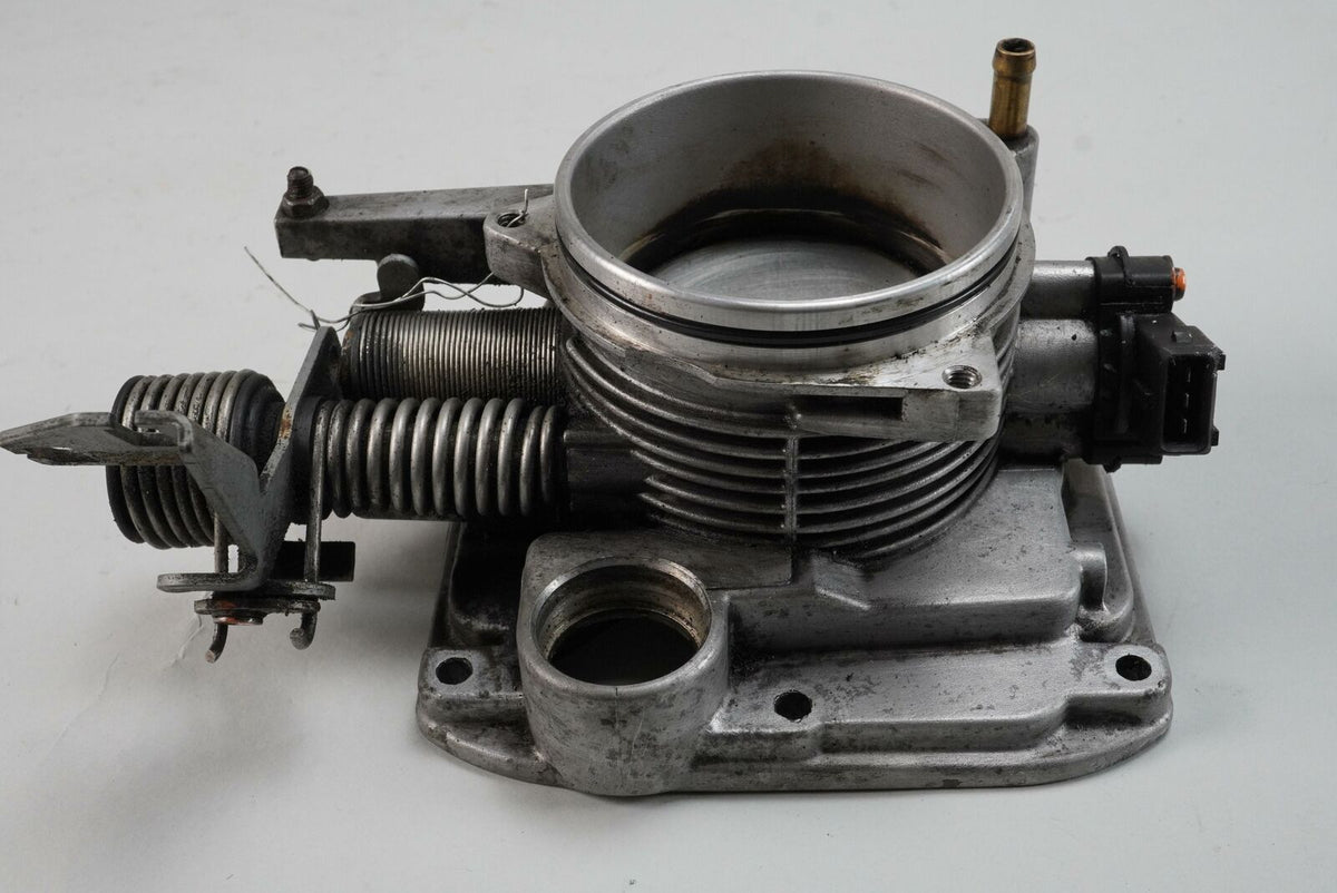 1995 - 2001 Bmw 7 Series E38 M73 5.4 At Engine ThroTTle Body Valve Assembly OEM