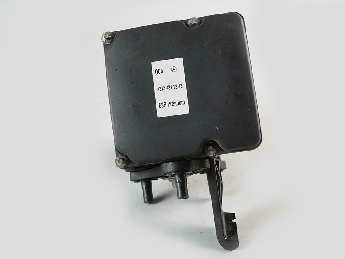 2010 Mercedes Benz E Class W212 E550 Abs Esp Anti Lock Brak Pump Actuator OEM
