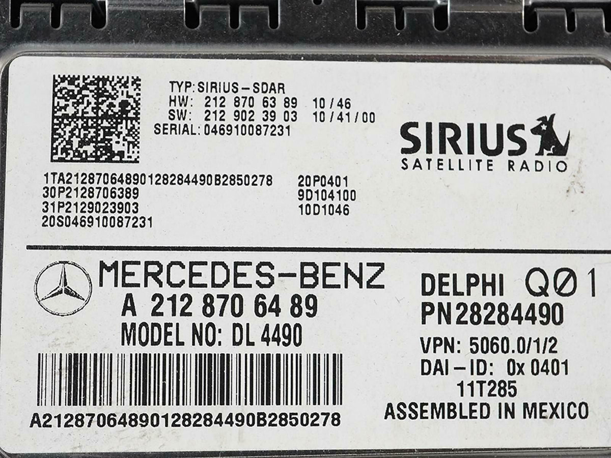 12-14 Mercedes C250 W204 Satellite Receiver Control Module Front 2128706489 OEM