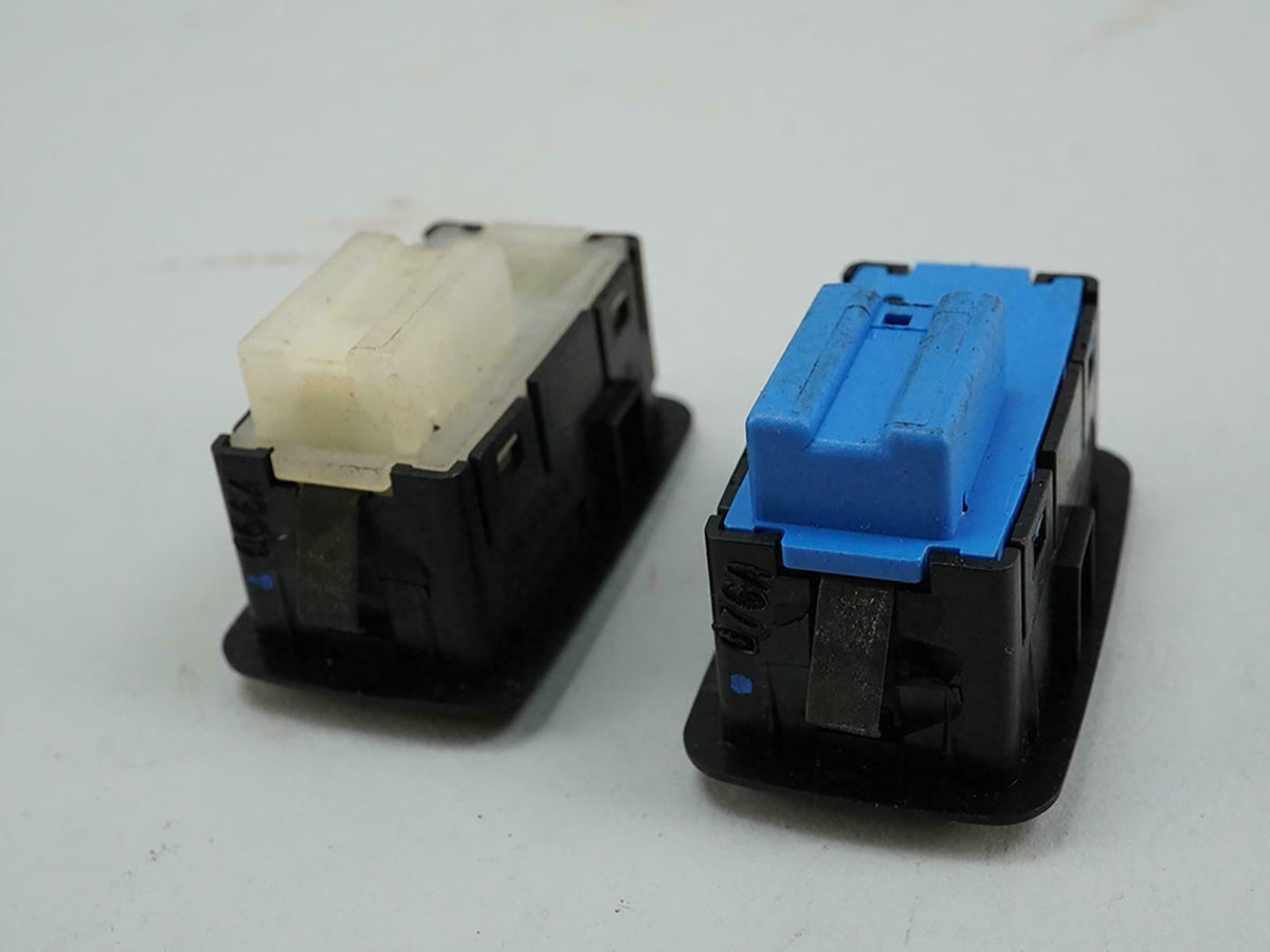 2007 - 2012 Mercedes Benz Gl Class X164 3Rd Third Row Seat Switch BuTTon Lh Rh