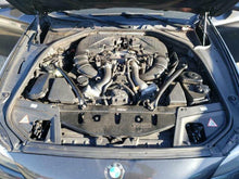 Load image into Gallery viewer, 2010  - 2011 BMW 5 SERIES F10 4.4 L AUTOMATIC TRANSMISSION GEAR BOX RWD OEM, buy