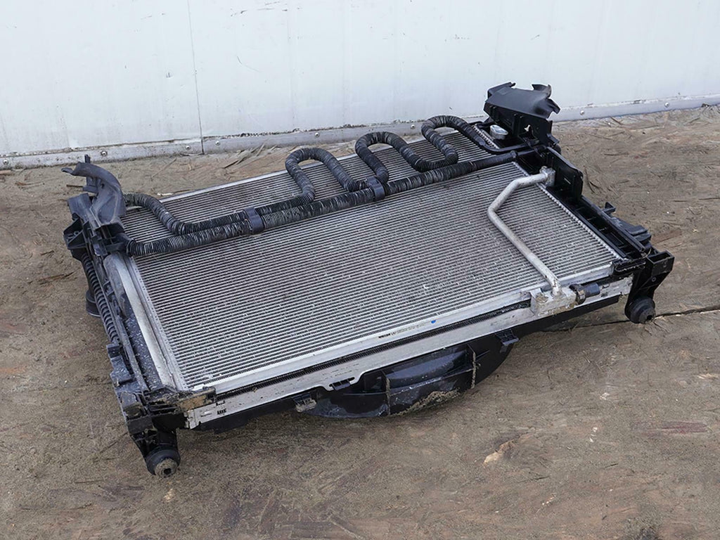  2008 - 2011 Mercedes  W204 Radiator Cooling Ac Condenser Electric Fan Motor OEM, in stock