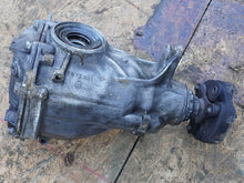 Load image into Gallery viewer, 2011 BMW 5 SERIES F10 CARRIER DIFFERENTIAL 2.81 RATIO RWD AT REAR 7577099 OEM, buy
