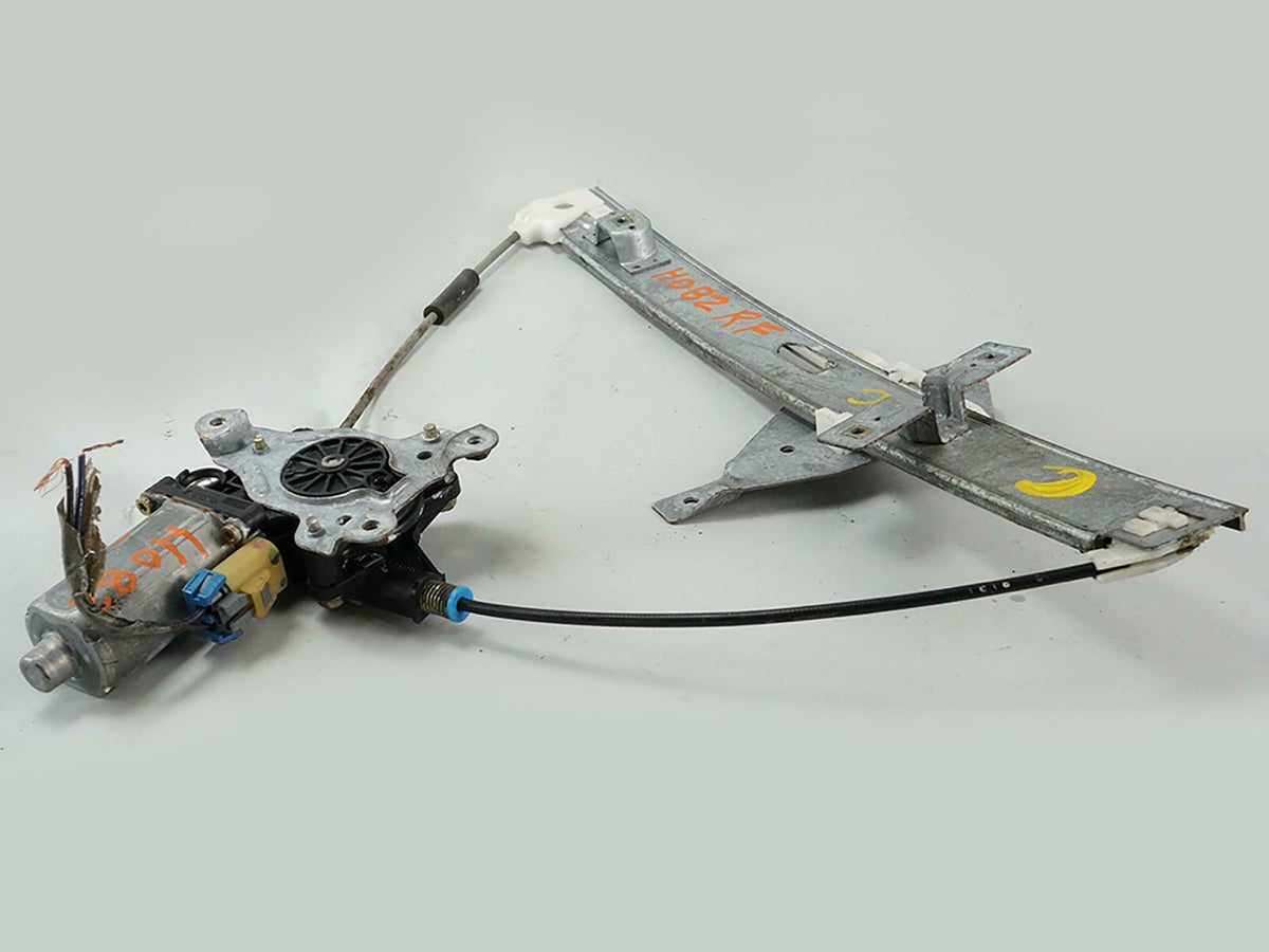 00-05 Chevrolet Impala Power Window Regulator Motor Front Right 6004PA1019 OEM