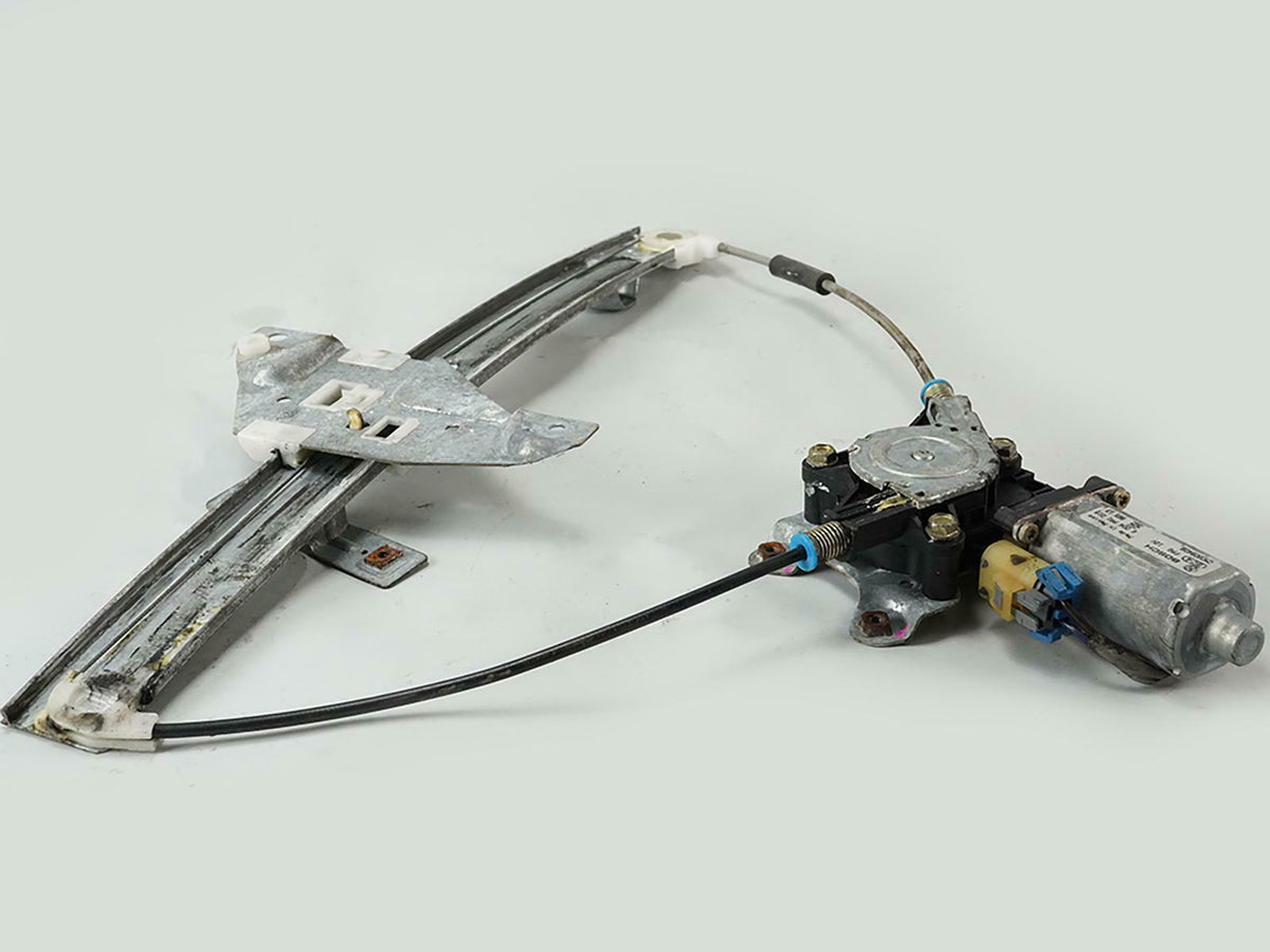 00-05 Chevrolet Impala Power Window Regulator Motor Front Right 6004PA1019 OEM