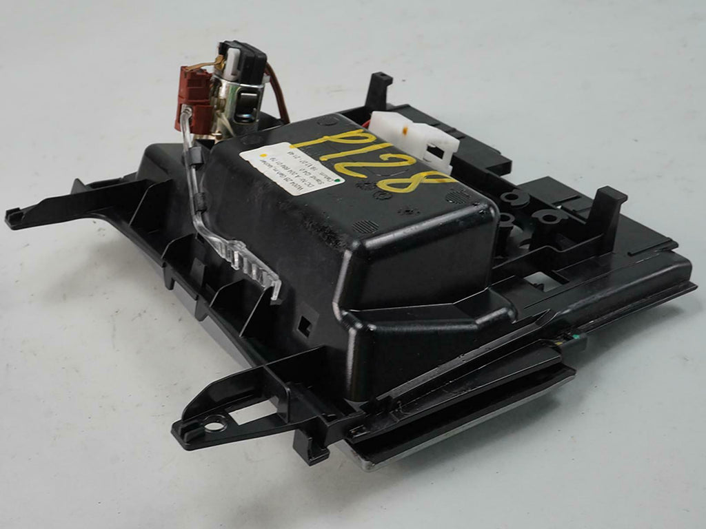  2008 - 2014 Mercedes Benz C Class W204 Center Console Ash Tray Compartment OEM, price