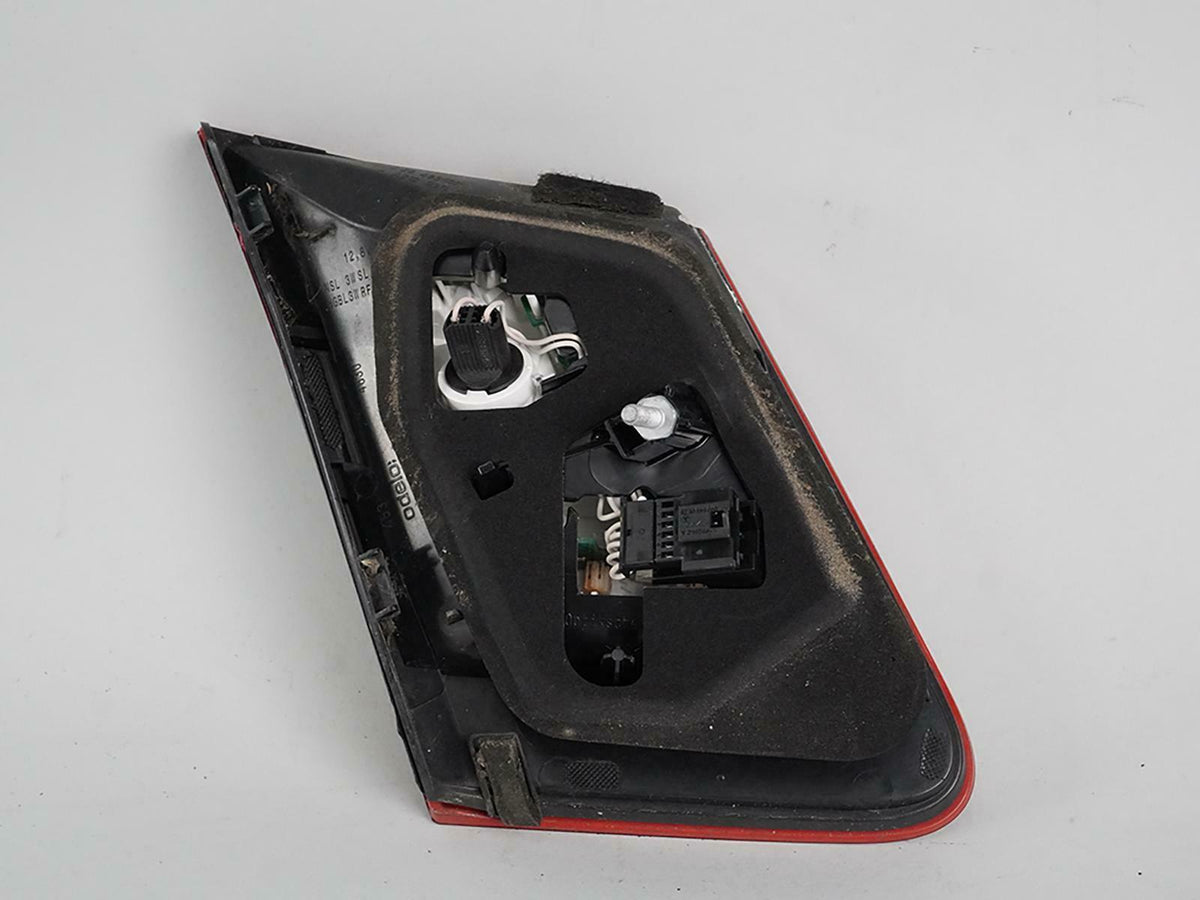 2010 - 2013 Mercedes Benz E Class W212 E350 Taillight Brake Stop Lamp Right OEM