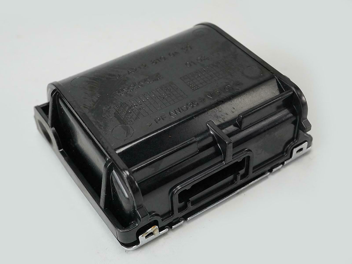 10-13 Mercedes Benz E Class W212 Ashtray Lighter Cigarette 2128100430 OEM