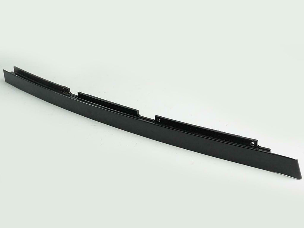  2008 - 2011 Mercedes Benz C Class W204 C300 Door Glass Trim Rear Right Door OEM, used