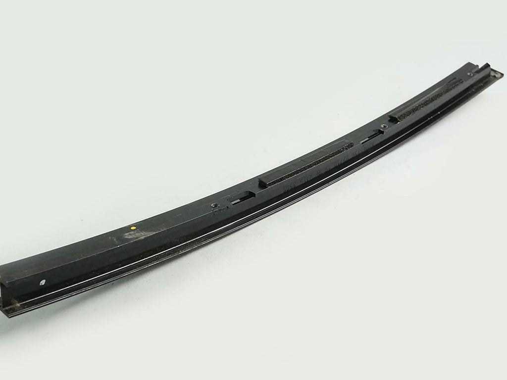  2008 - 2011 Mercedes Benz C Class W204 C300 Door Glass Trim Rear Right Door OEM, price