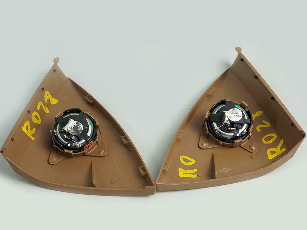  2008 - 2011 Mercedes Benz C Class W204 Tweeter Speaker Door Panel Cover Set, used