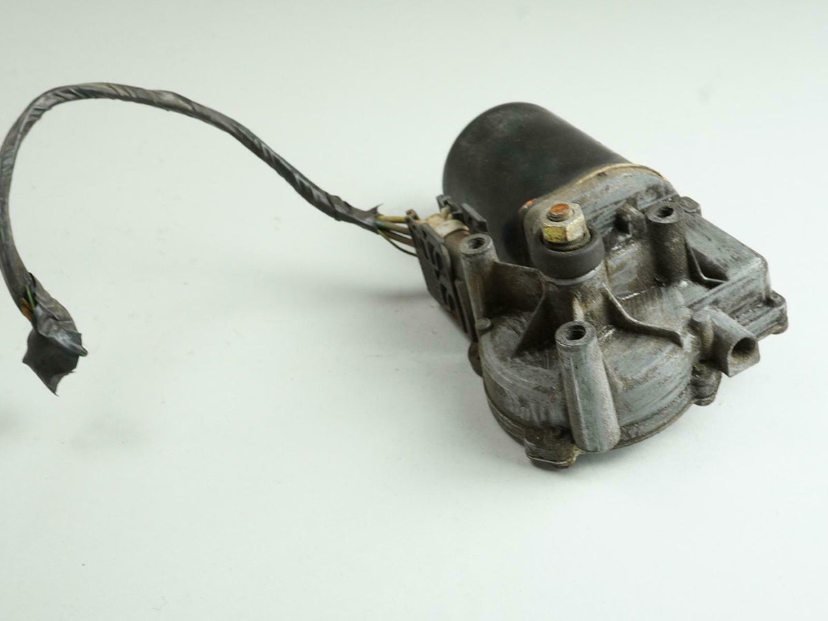 2000 - 2006 Bmw X5 E53 Window Windshield Wiper Transmission Motor Front OEM
