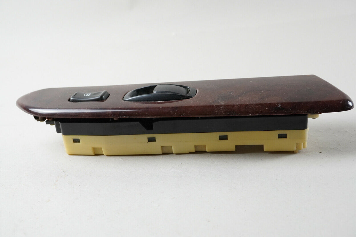 1997 - 2004 Mitsubishi Diamante Window Switch Rh Interior Unit Mr168428 OEM