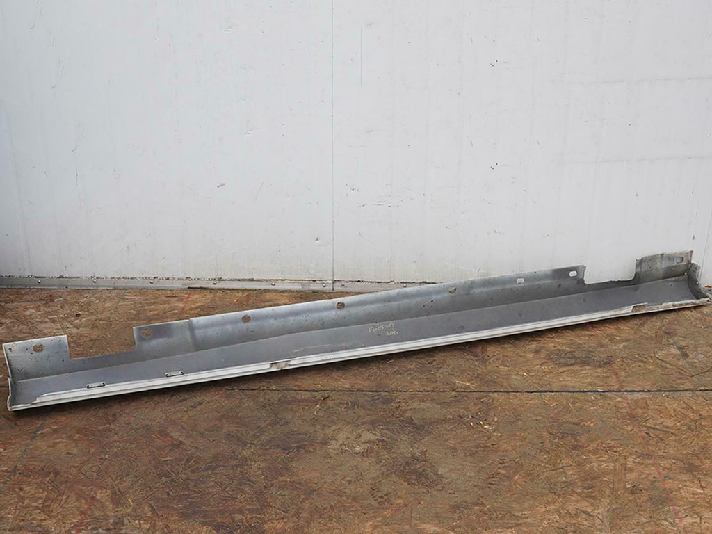 2008 - 2014 Mercedes Benz C Class W204 Rocker Panel Side Skirt Rh 2046981454, used