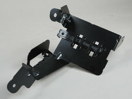 2004 - 2010 BMW 5 SERIES E60  HARMAN BECKER AMPLIFIER MOUNTING BRACKET 50762810, Price