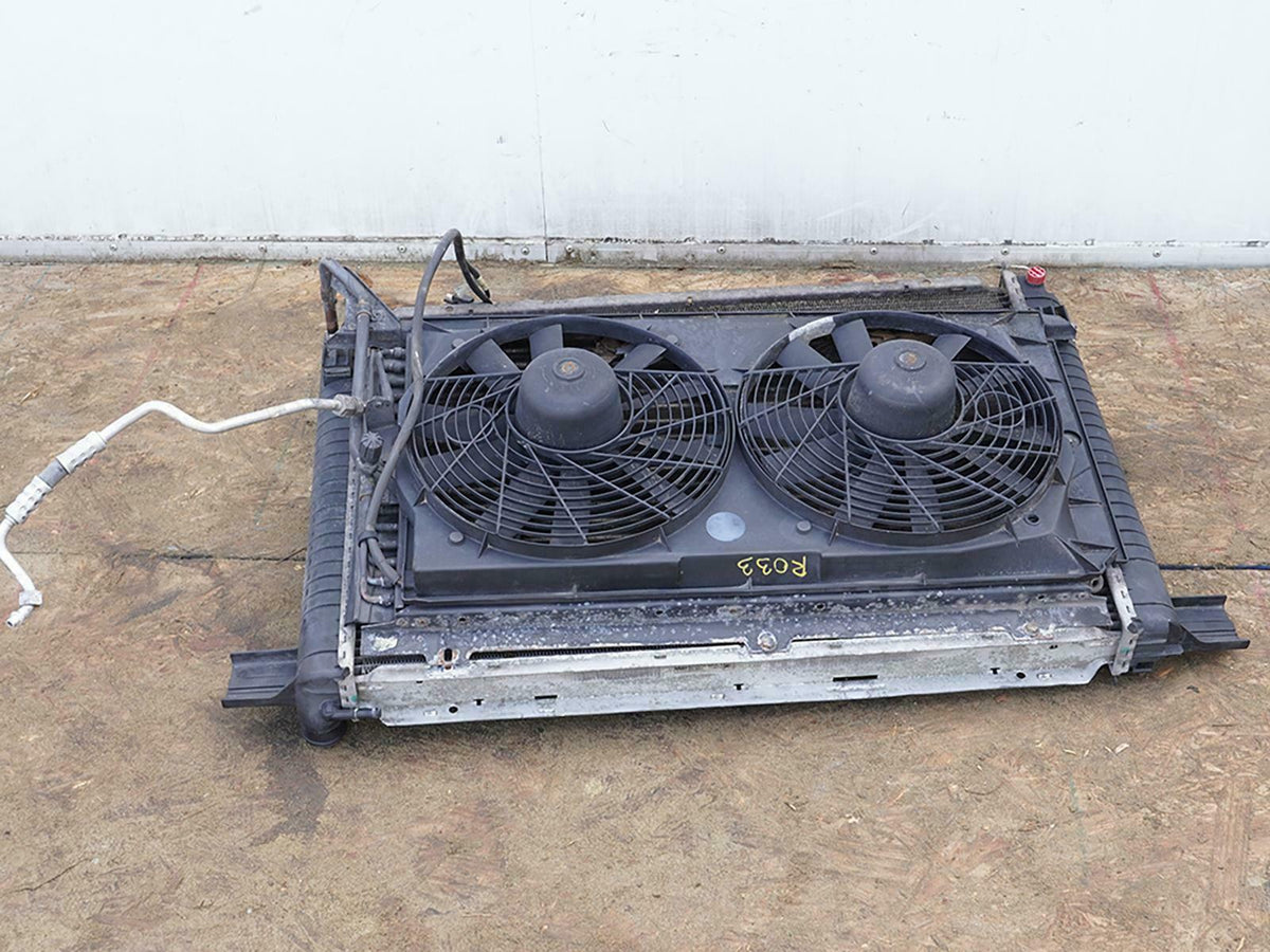 1999 - 2002 Mercedes Benz Sl Class R129 Sl500 Radiator Cooling Fan Motor OEM