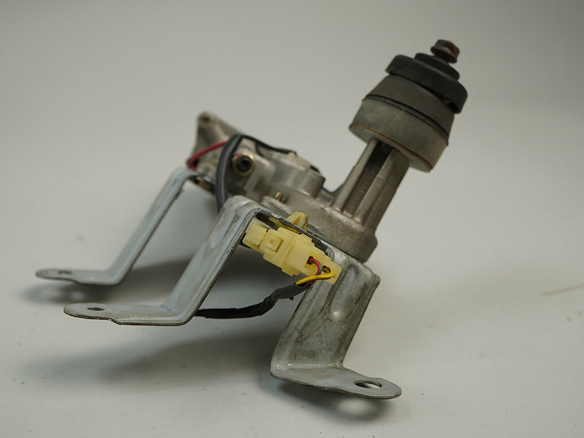 2002 - 2005 Kia Sedona Windshield Wiper Actuator Motor Trunk Rear Assembly OEM