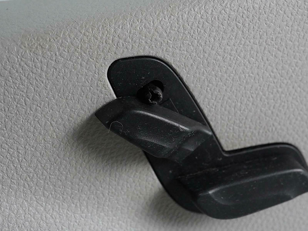  2008 - 2014 Mercedes Benz C Class W204 Seat Cover Trim Switch Control Right OEM, in stock