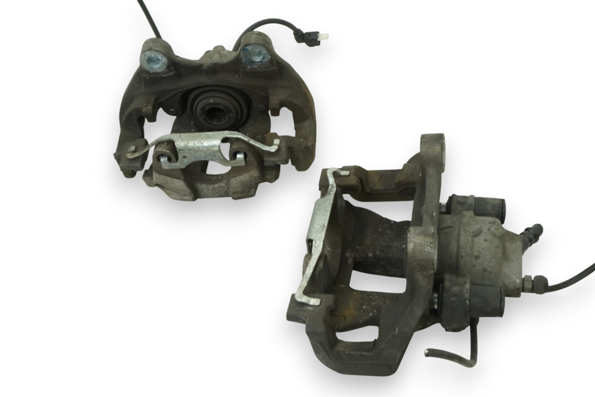 12-18 Mercedes CLS550 C218 Caliper Brake Stop Rear Left Right 2214230481 OEM