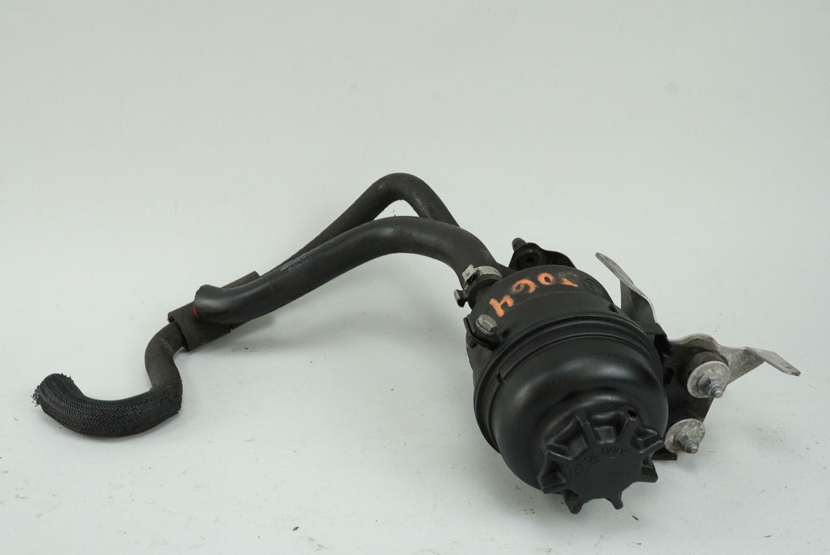 2004 - 2007 Bmw 5 Series E60 Power Rack Pinion Reservoir Fluid Tank Unit OEM