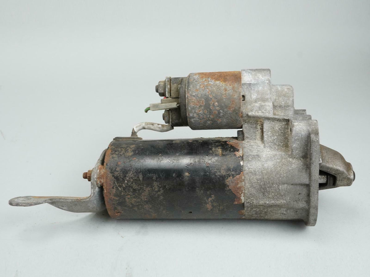 99-03 Volvo S80 V70 Non Turbo Engine Starter Motor Ignition Unit 8111007 OEM