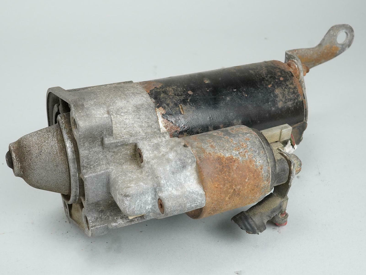 99-03 Volvo S80 V70 Non Turbo Engine Starter Motor Ignition Unit 8111007 OEM