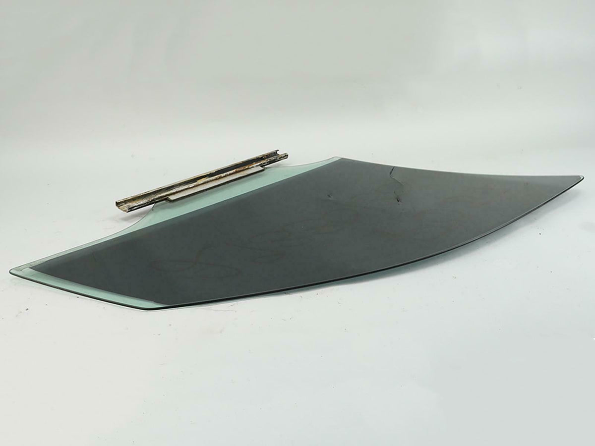 98-05 Mercedes ML500 ML320 W163 Door Window Glass Front Left 1637200318 OEM