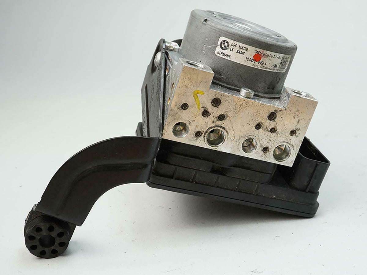 2012 - 2016 Bmw 3 Series F30 Abs Anti Lock Brake Pump Module 28515127213 OEM