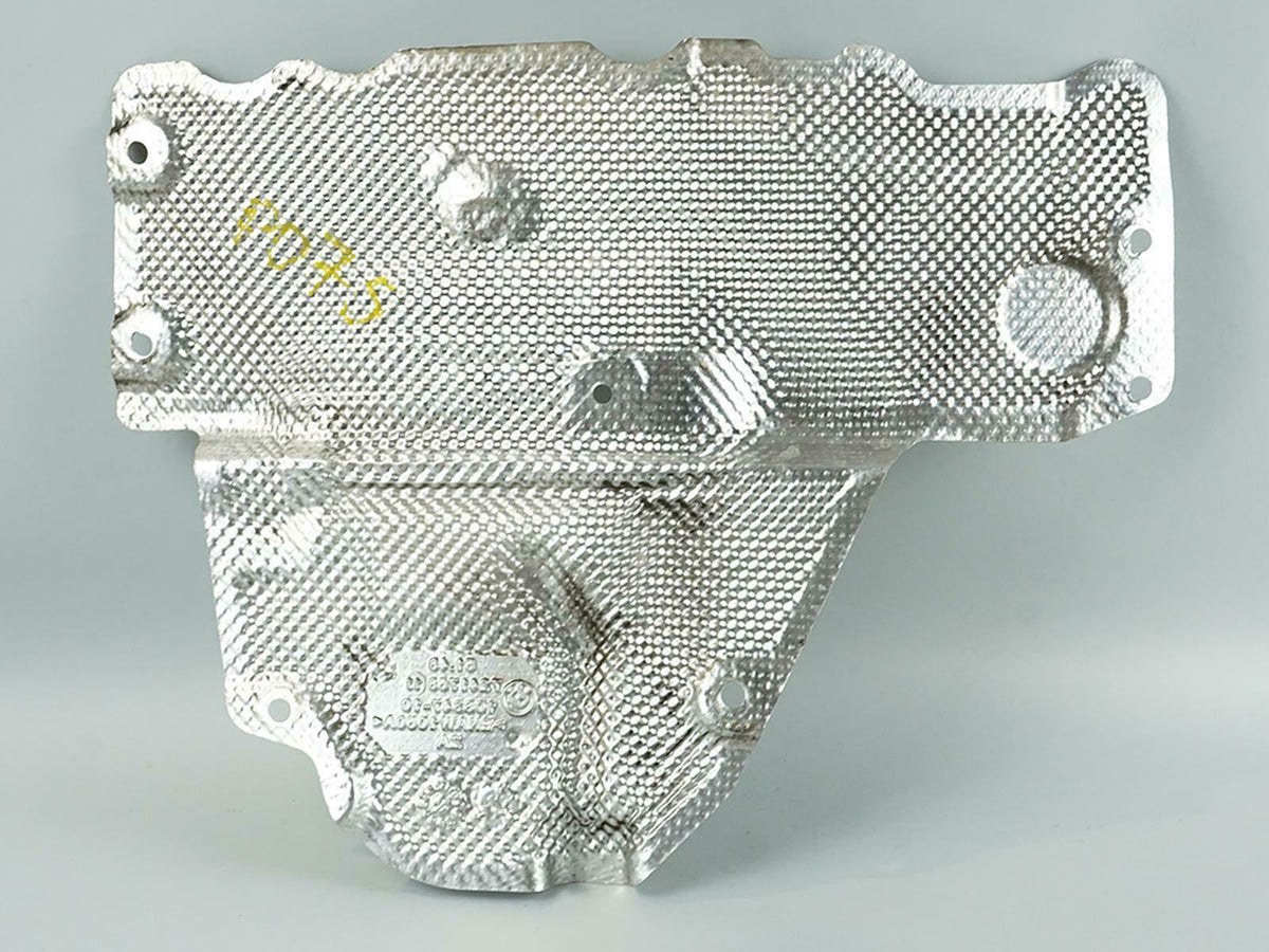 2013 - 2016 Bmw 3 Series F30 328Ix Engine Mount Heat Shield Passenger Right OEM