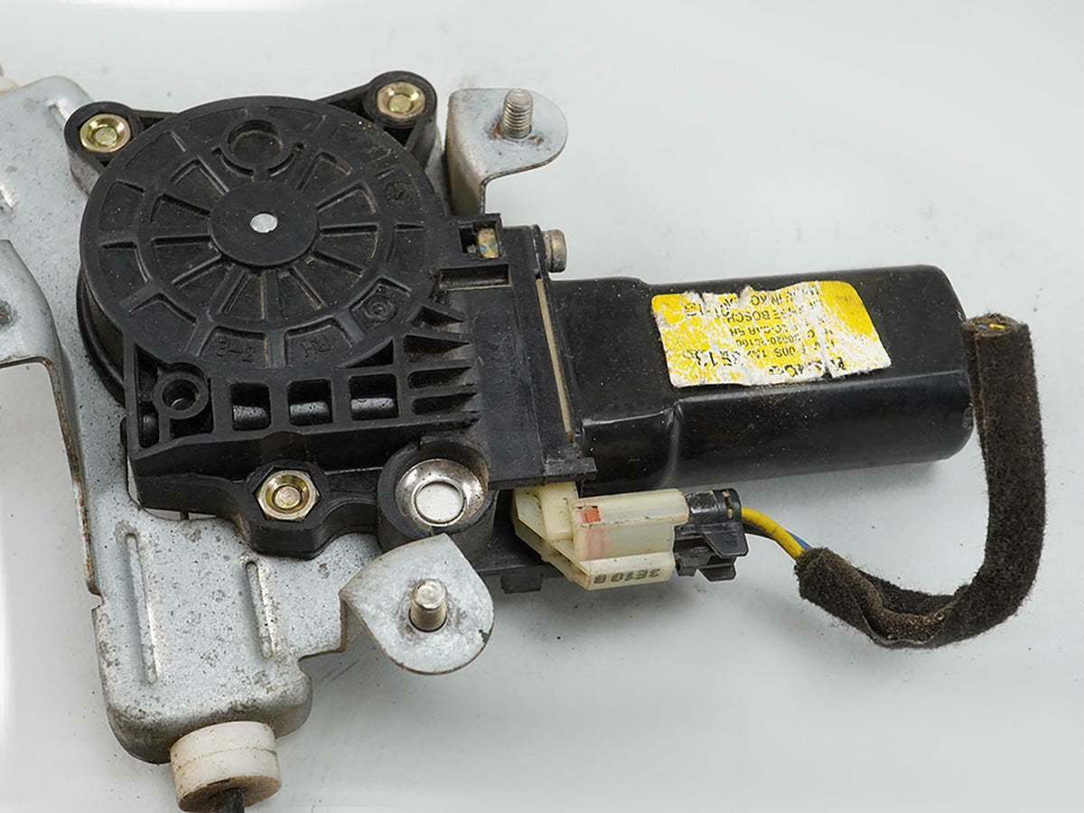 2000 - 2005 Hyundai Accent Power Window Door Regulator Rear Passenger Right OEM
