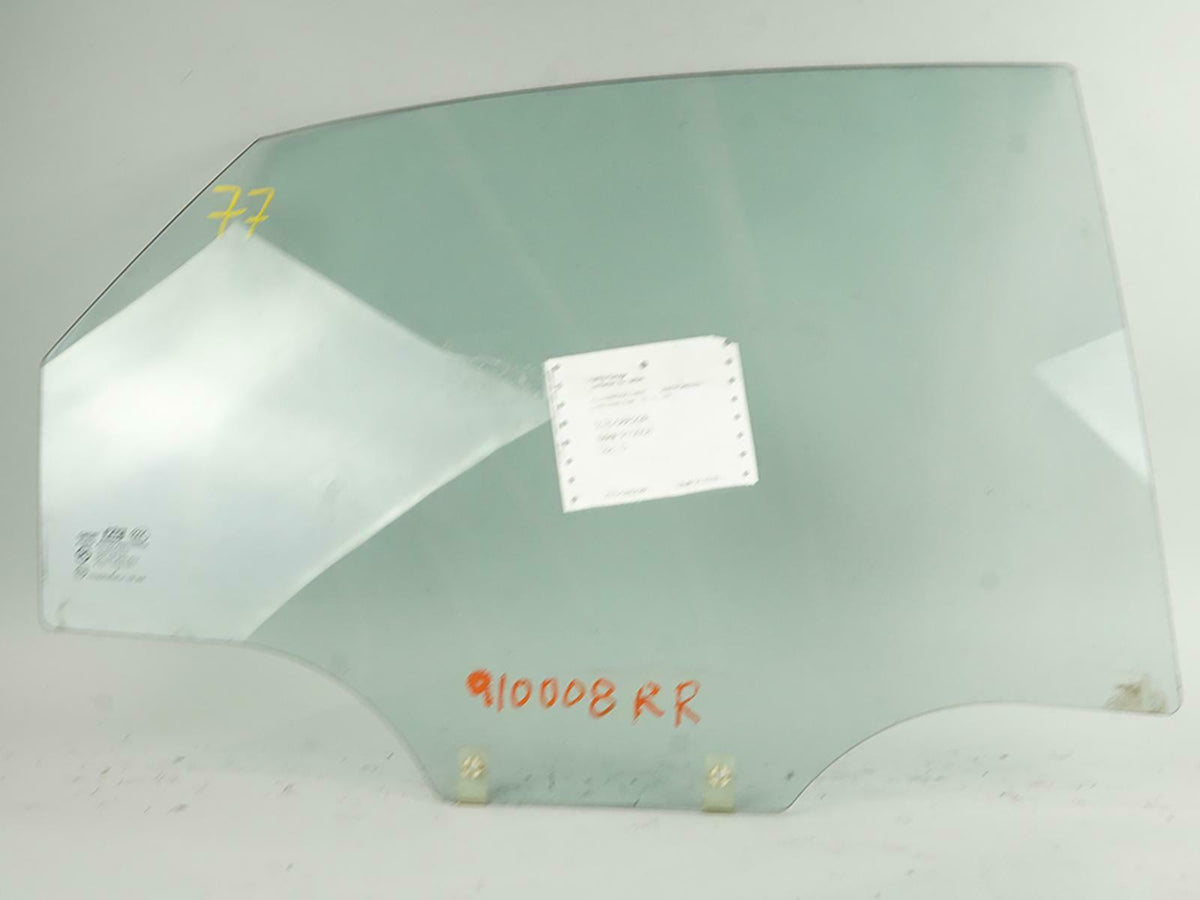 2004-2008 Suzuki Forenza Sedan Door Glass Window Rear Passenger 8450385Z00 OEM
