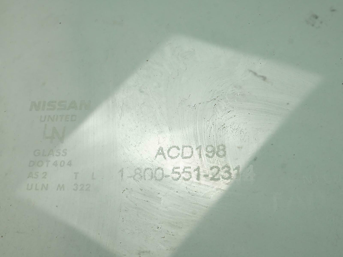 98-99 Nissan Sentra Sedan Window Glass Door Front Passenger Side FD05489GT OEM