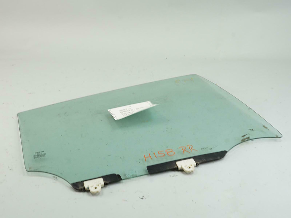12-19 Nissan Versa N17 Sedan 4dr Door Window Glass Rear Right Side FD25261GT OEM