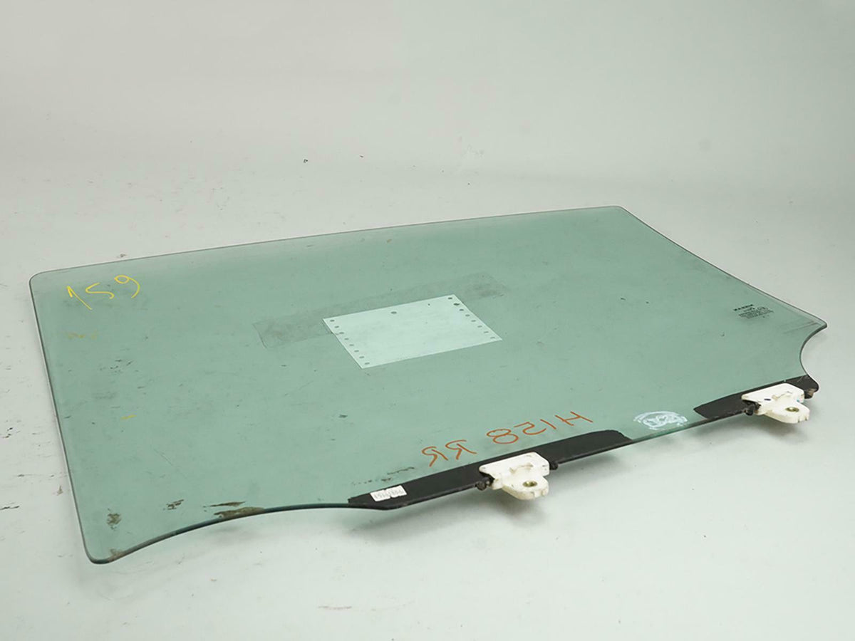 12-19 Nissan Versa N17 Sedan 4dr Door Window Glass Rear Right Side FD25261GT OEM