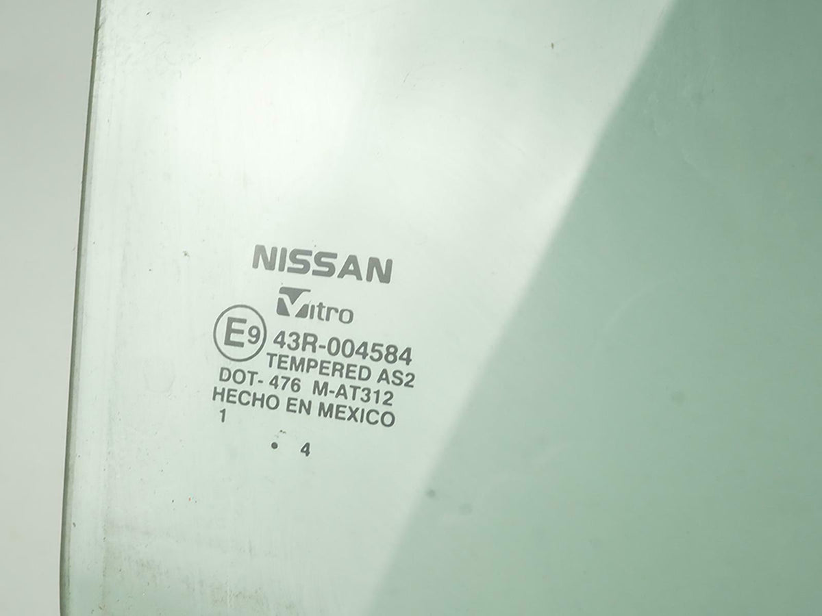 12-19 Nissan Versa N17 Sedan 4dr Door Window Glass Rear Right Side FD25261GT OEM