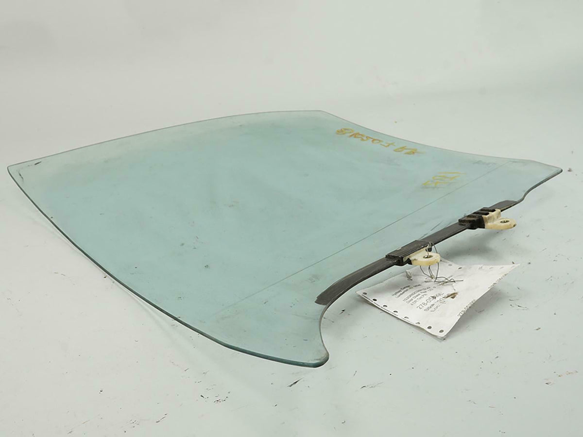 95-99 Nissan Sentra B14 Sedan Door Window Glass Rear Passenger 823010M020 OEM