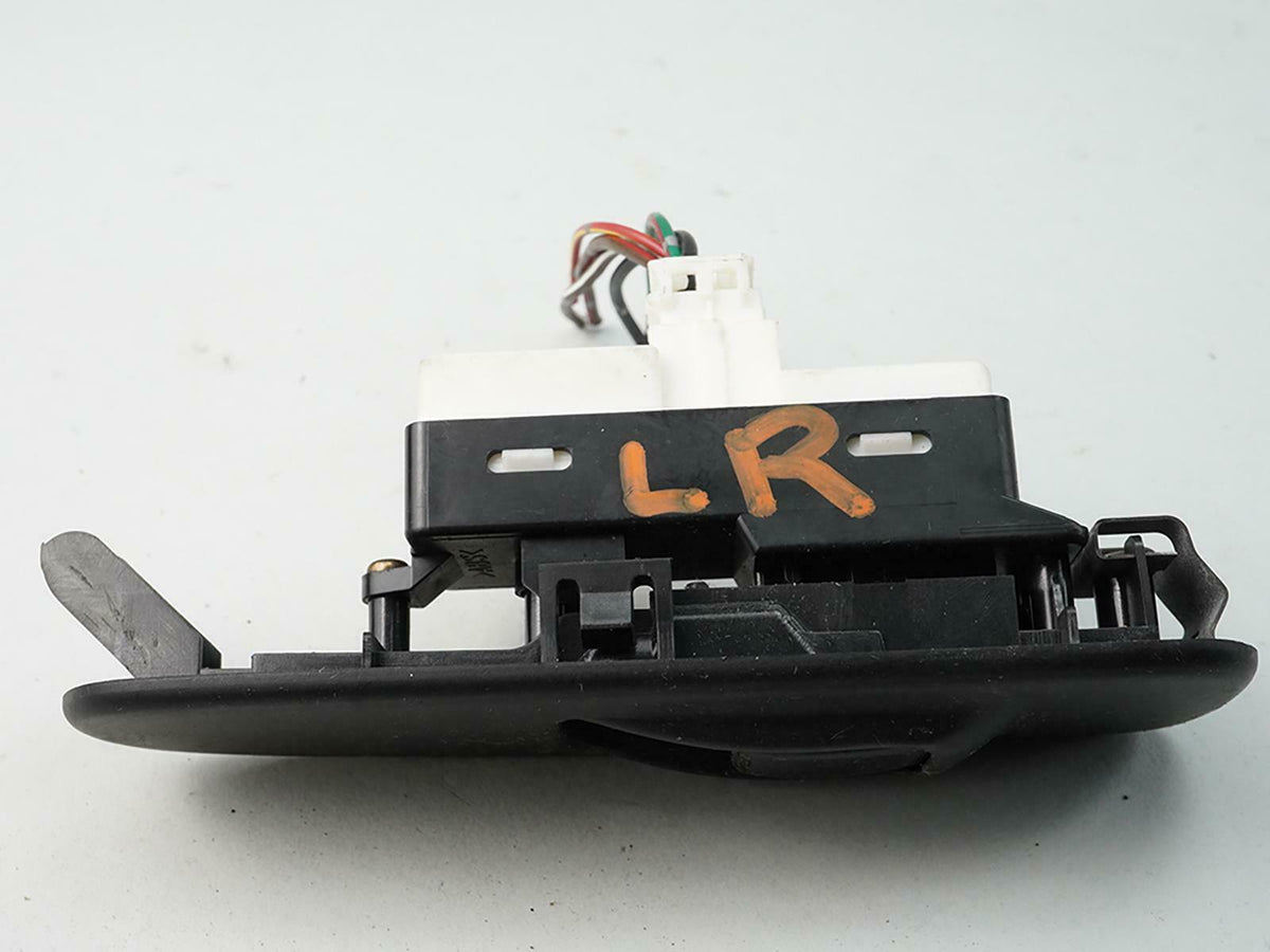 2002 - 2004 Isuzu Axiom Power Window Switch Control Rear Driver Left Lh Side