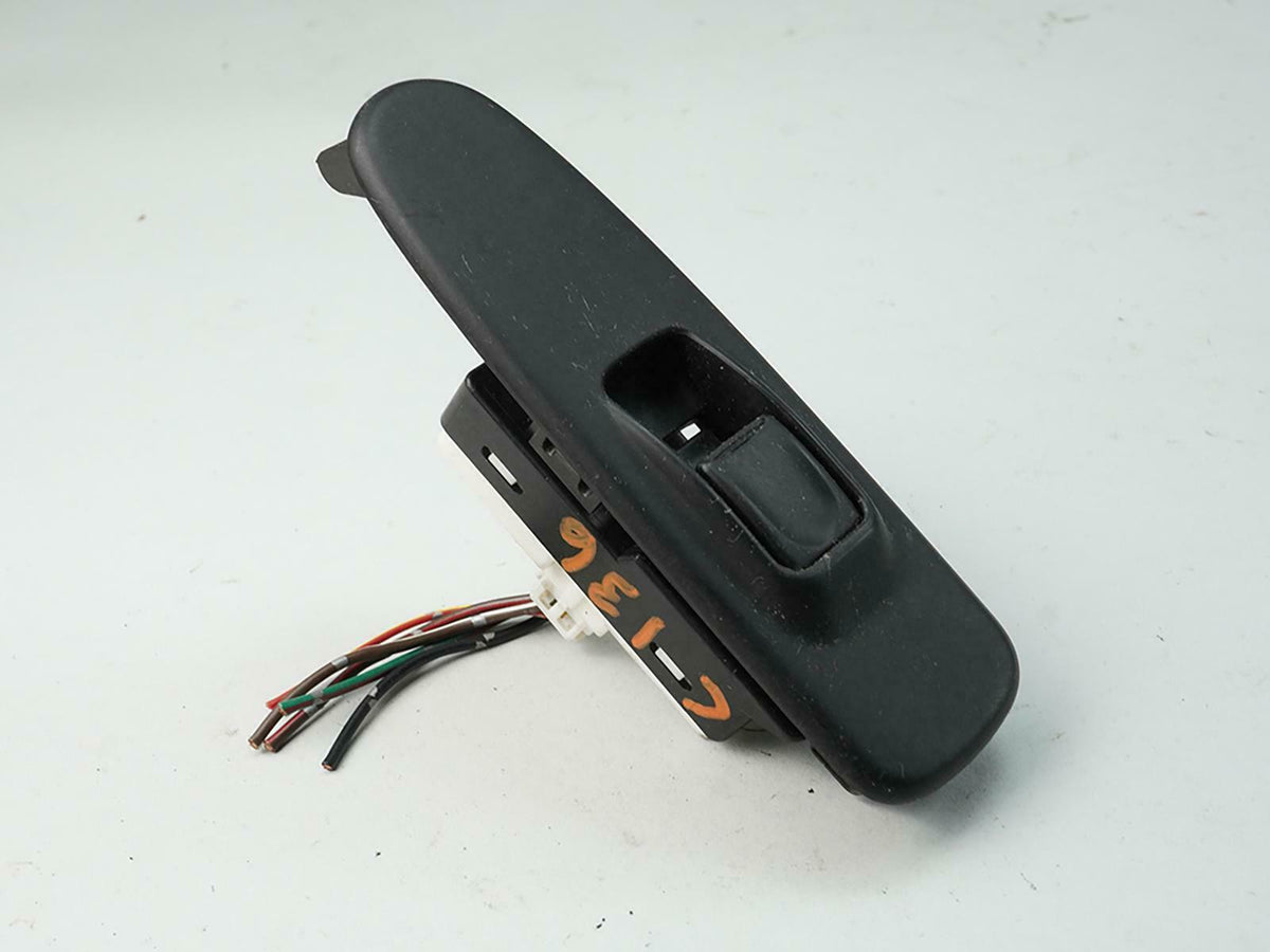 2002 - 2004 Isuzu Axiom Power Window Switch Control Rear Driver Left Lh Side