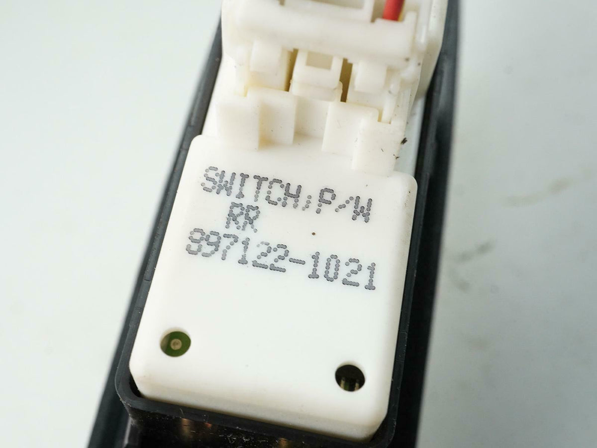 2002 - 2004 Isuzu Axiom Power Window Switch Control Passenger Rh Rear