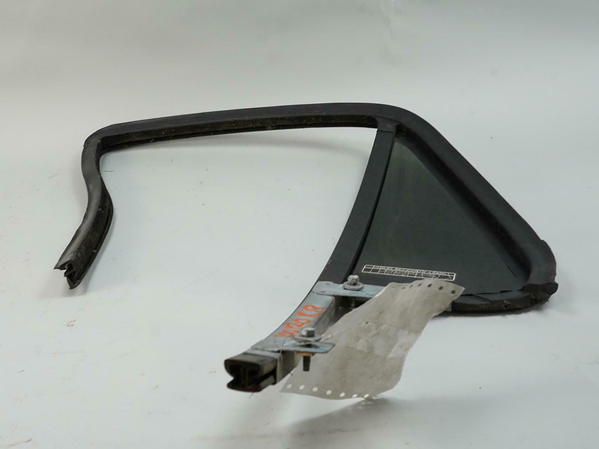 98-00 GMC Envoy Chevy Blazer S10 Door Vent Window Glass Rear Left 15103161 OEM