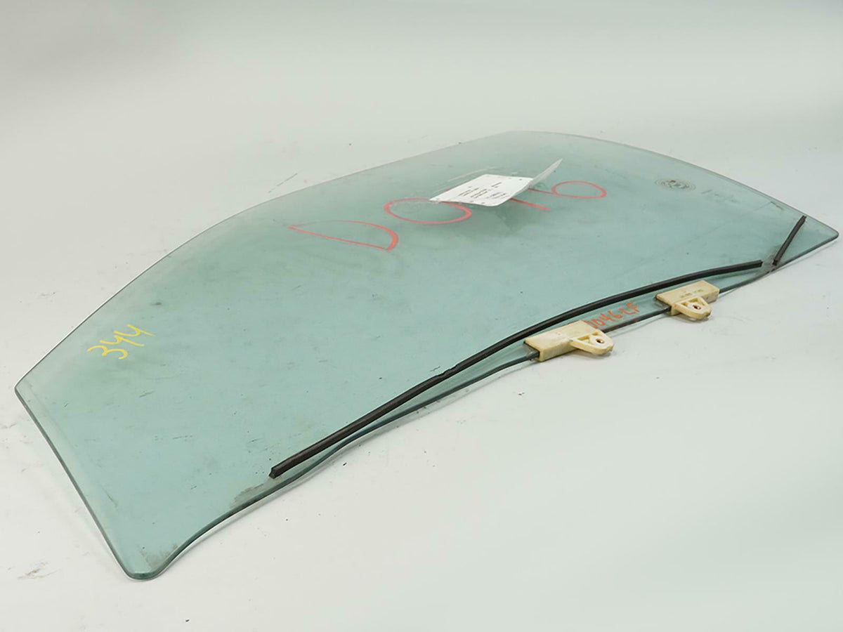 00-01 Nissan Maxima A33B Sedan 4dr Door Glass Window Front Left 803012Y963 OEM