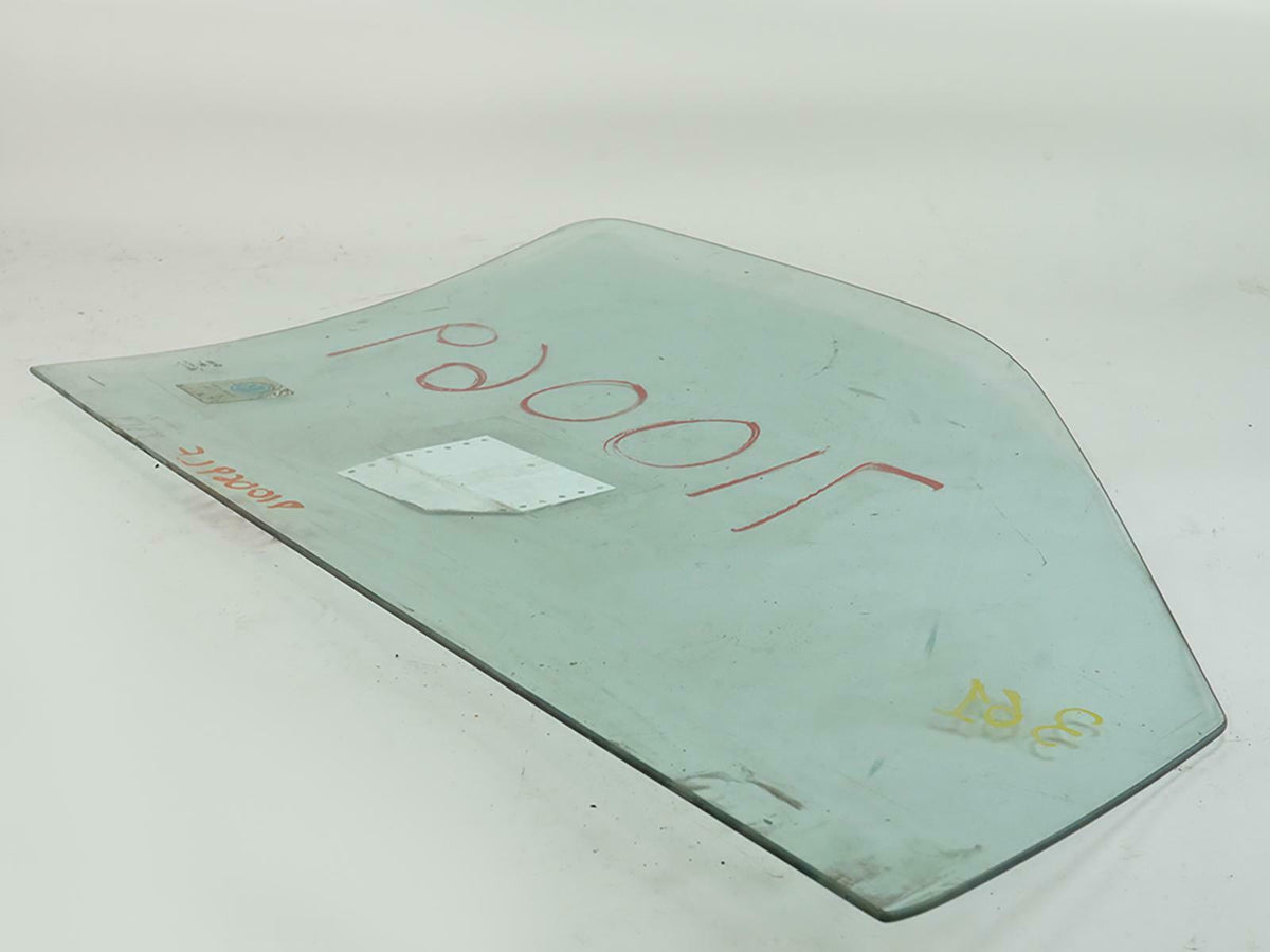 93-99 Volkswagen Jetta A3 Sedan 4dr Door Glass Window Front Left 1HM845201 OEM