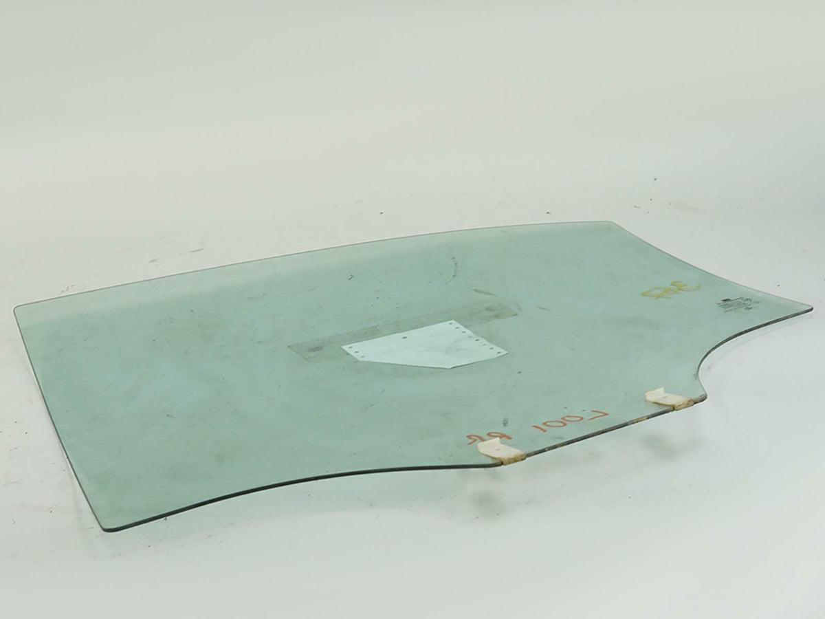 04-06 Suzuki Verona Sedan 4dr Door Glass Window Rear Right Side 8450386Z10 OEM