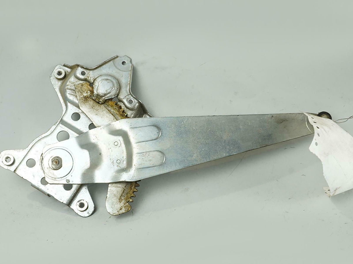 04-06 Scion XB Window Regulator Door Passenger Right Side Rear RH OEM