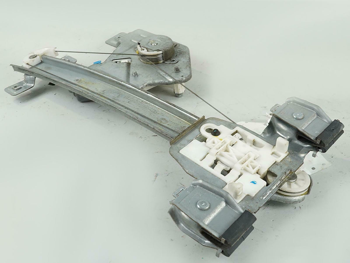 06-11 Buick Lucerne Window Regulator Door Driver Left Rear Side LH OEM